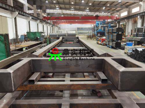 長(cháng)興鋼結構噴漆車(chē)間